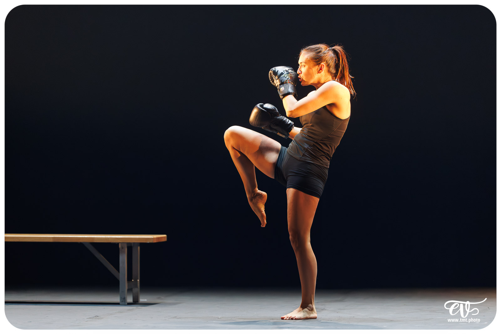 TMTPHOTO L'ODEUR DE LA GUERRE (JULIE DUVAL) 028